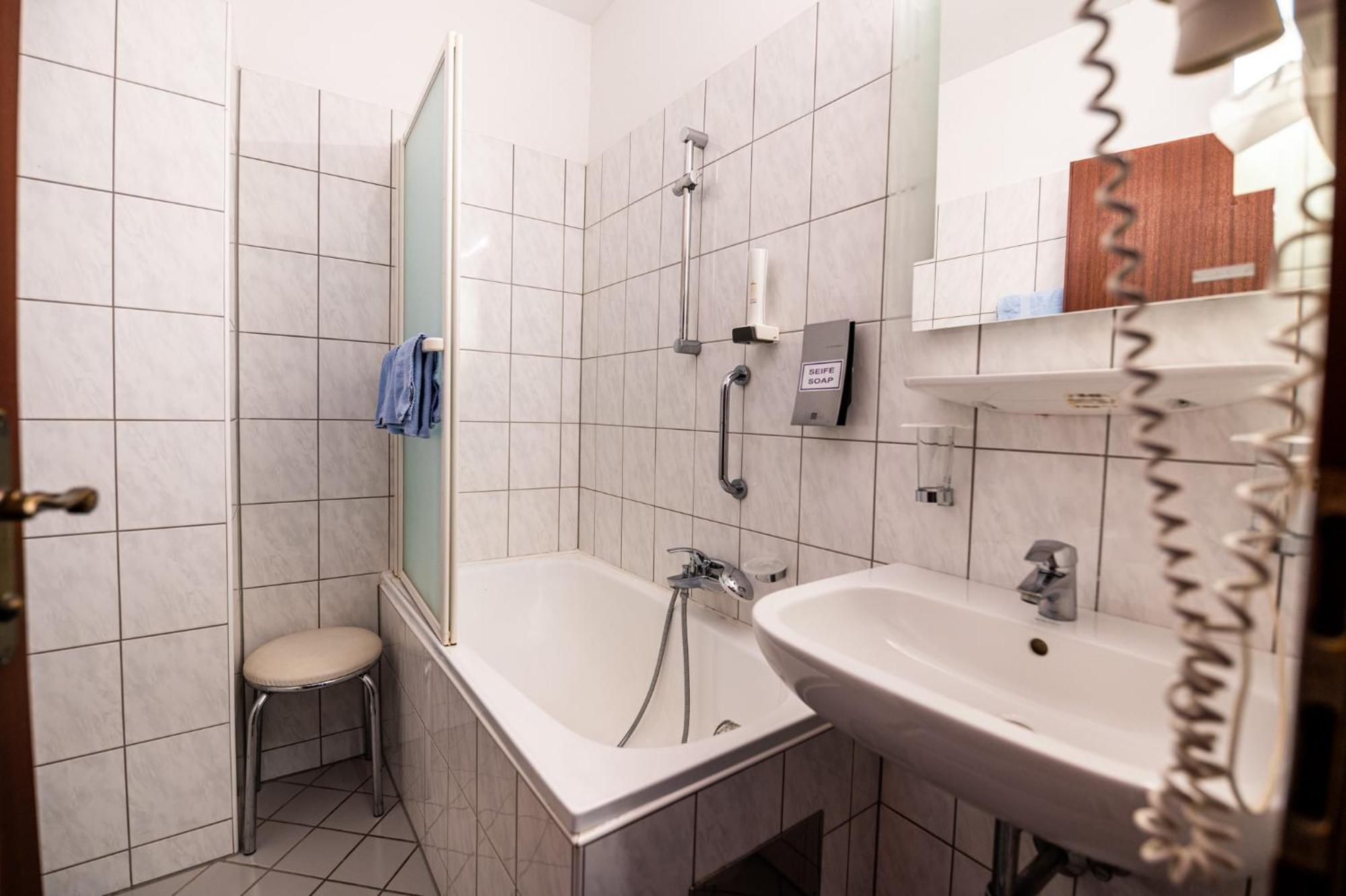 Hotel Alter Telegraf Graz Exterior photo
