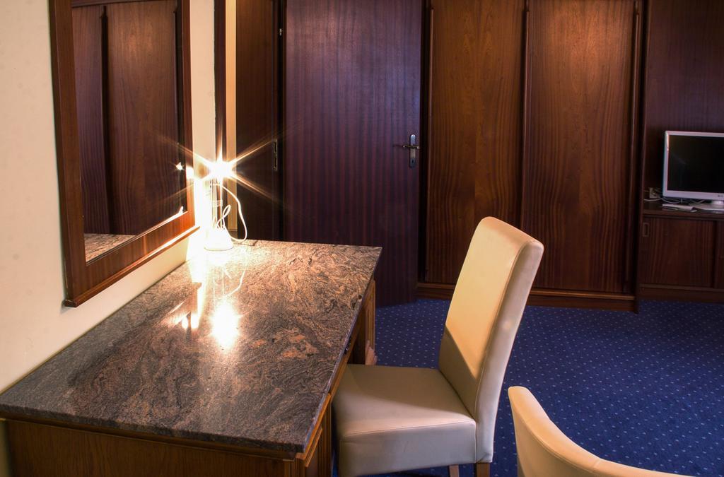 Hotel Alter Telegraf Graz Exterior photo